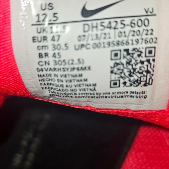 Nike Men's  ZoomX Invincible Run Flyknit 2 - Picture 5 of 5